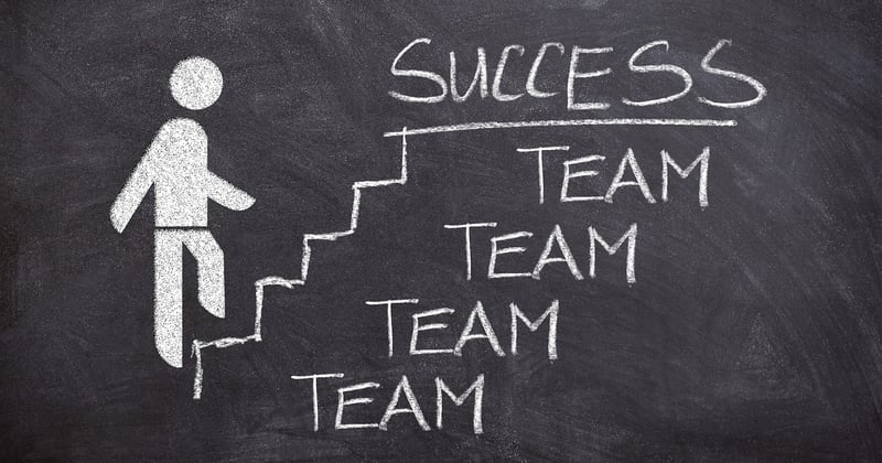 Codes vestimentaires en entreprise : ce qu’il faut savoir pour ne plus jamais se tromper